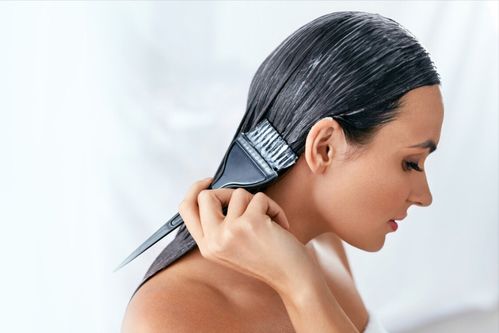 拉直 和 烫卷 哪种对头发伤害大 区别不在烫法,技术是重点